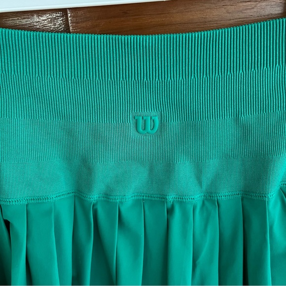 Wilson Midtown Wrap Tennis Skirt Courtside Green Pleated Athletic Skort Medium - Picture 8 of 11